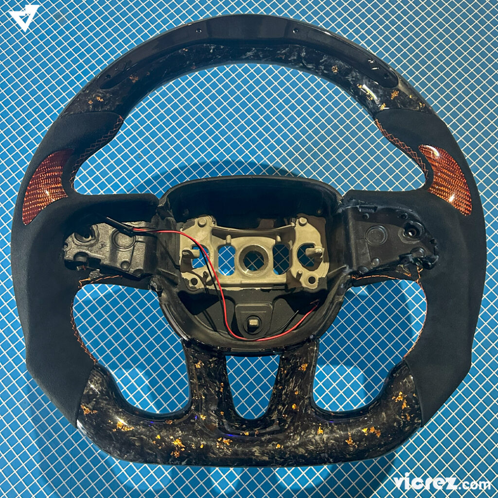 Vicrez Carbon Fiber Steering Wheel + LED Dash Display vz101782 | Dodge Charger 2015-2023